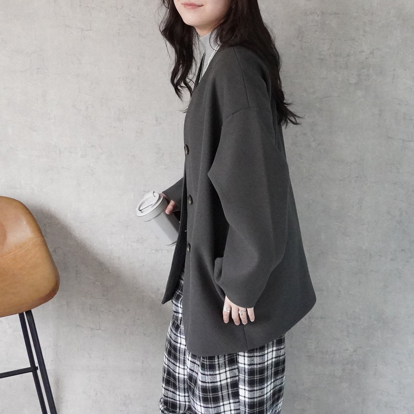 ノーカラーミドルコート