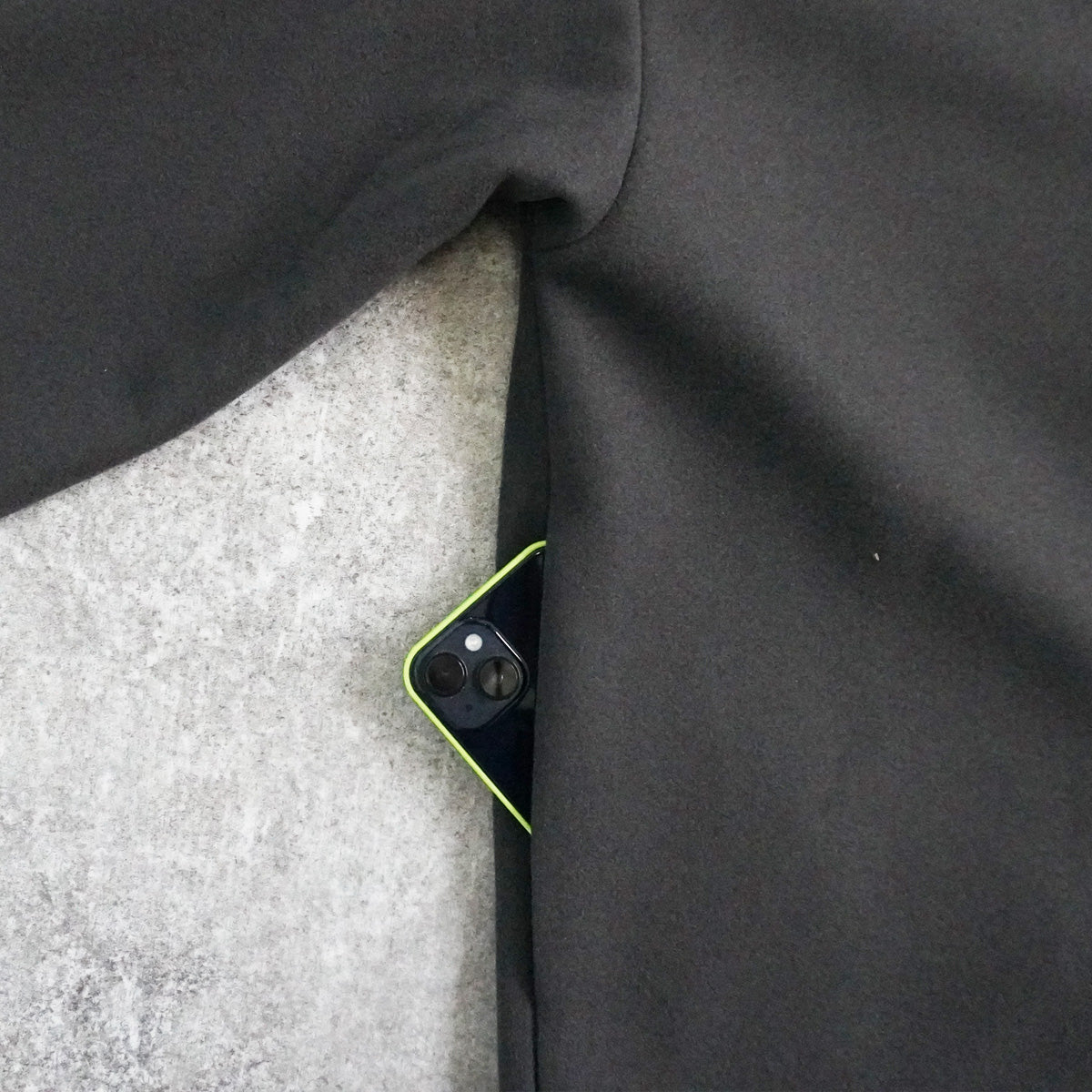 ノーカラーミドルコート