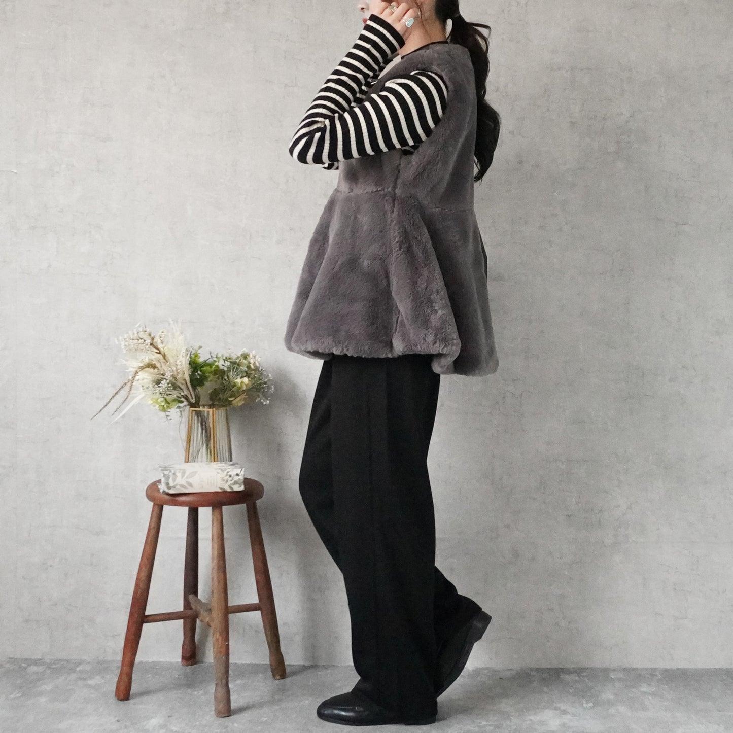 ラビット風ペプラムファーベスト