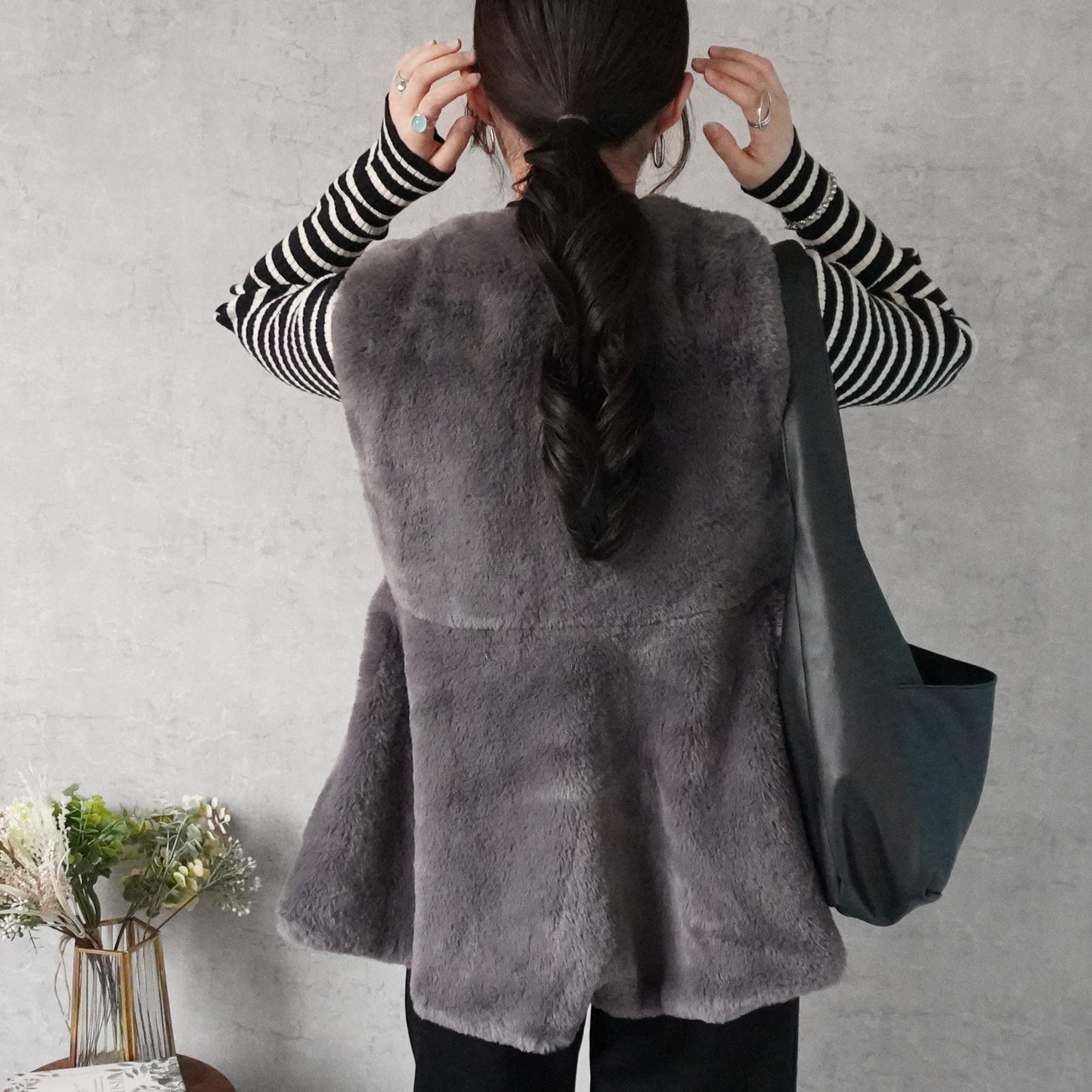 ラビット風ペプラムファーベスト