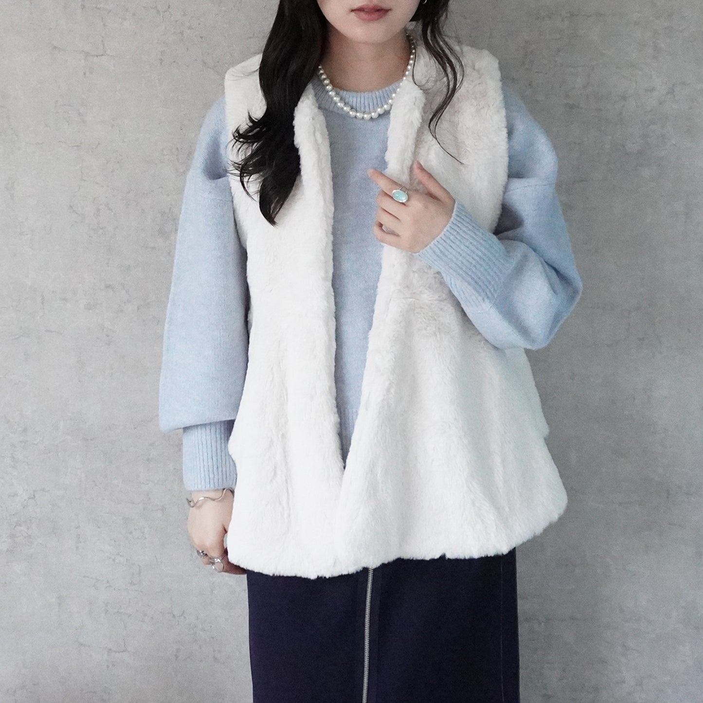 ラビット風ペプラムファーベスト