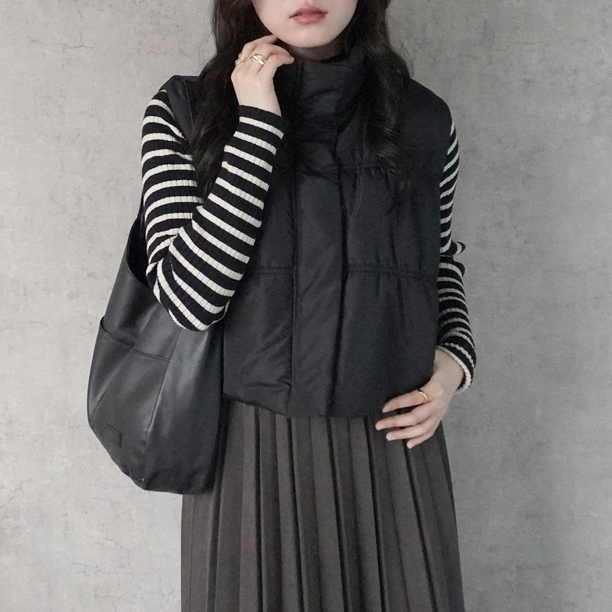 裾ドロストショート中綿ベスト