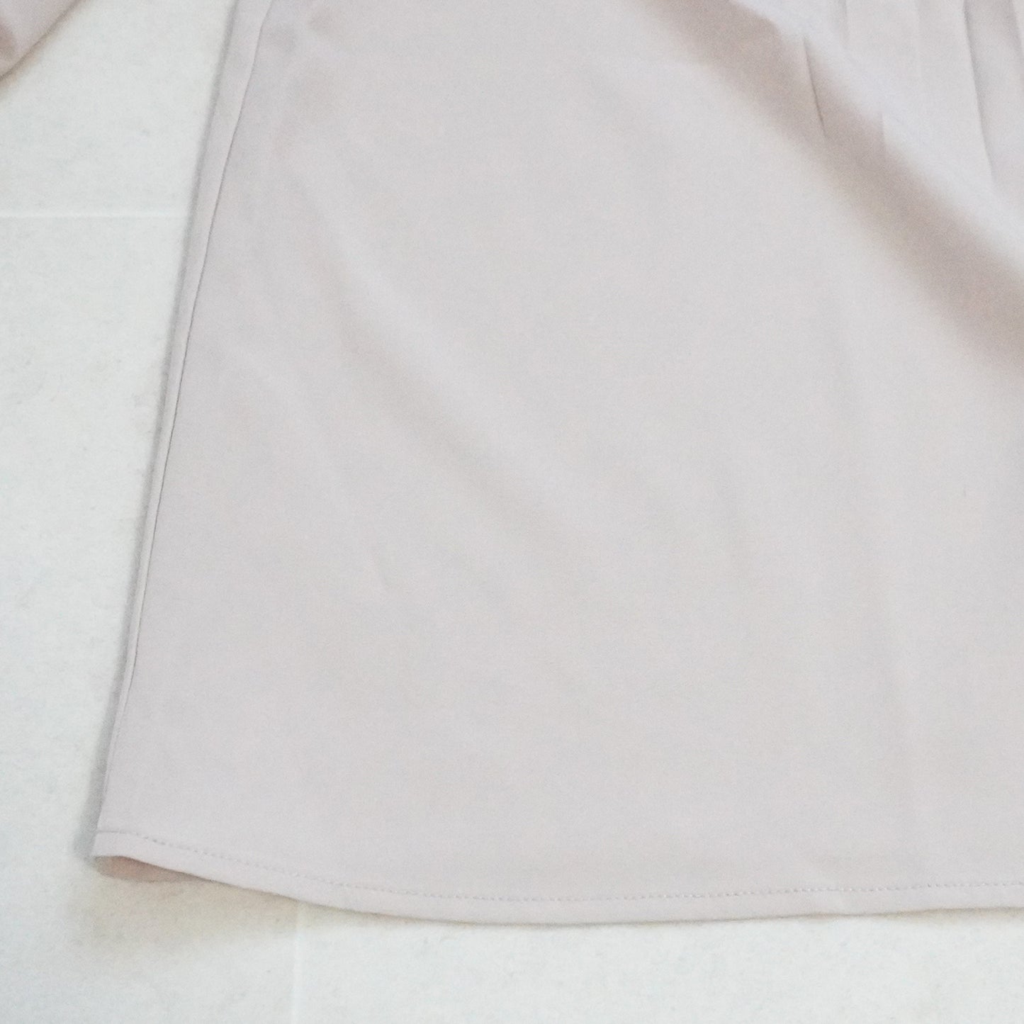 フロントタックバイカラーブラウス