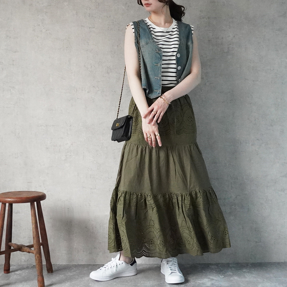 タックノースリーブTシャツ