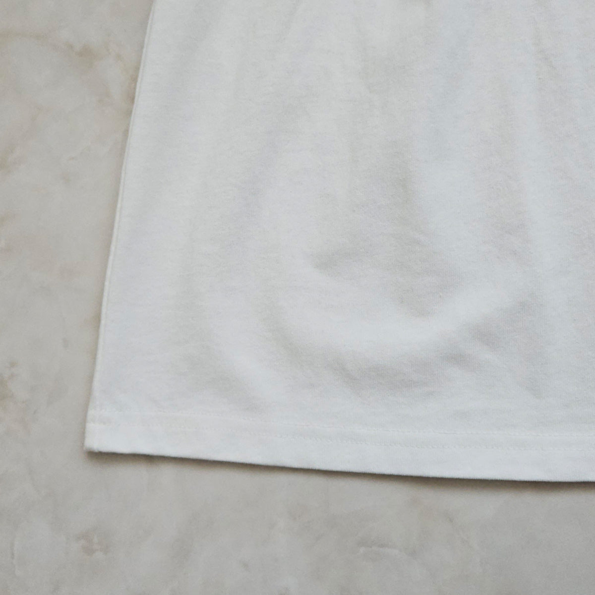 ショルダータックスリーブTシャツ