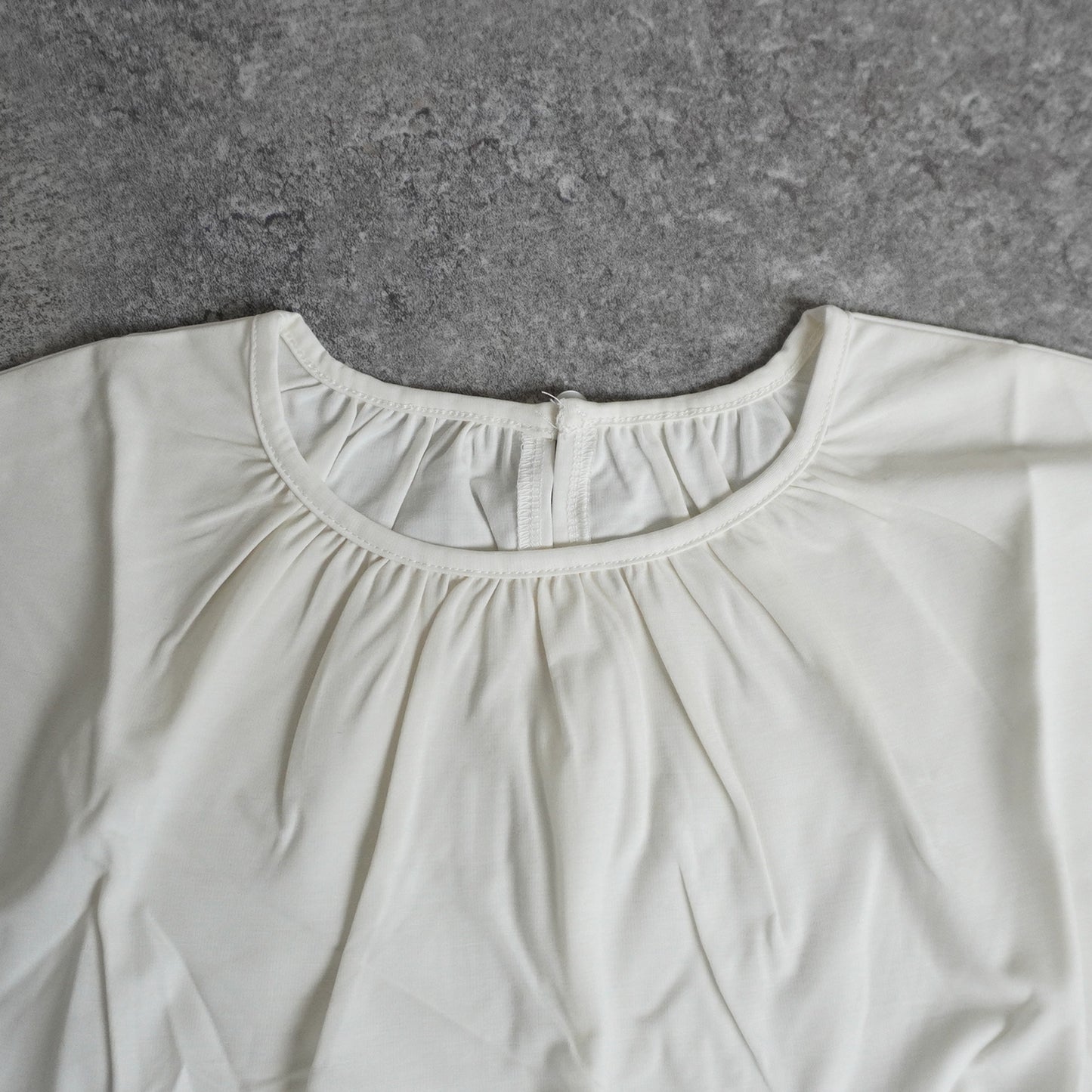 シルクタッチ接触冷感ギャザーフレンチスリーブTシャツ