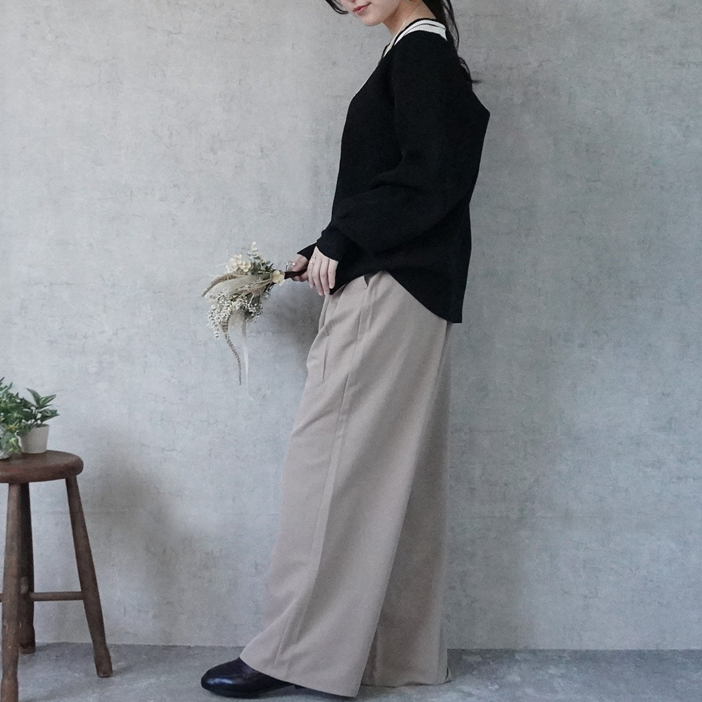 ツータックストレートワイドパンツ