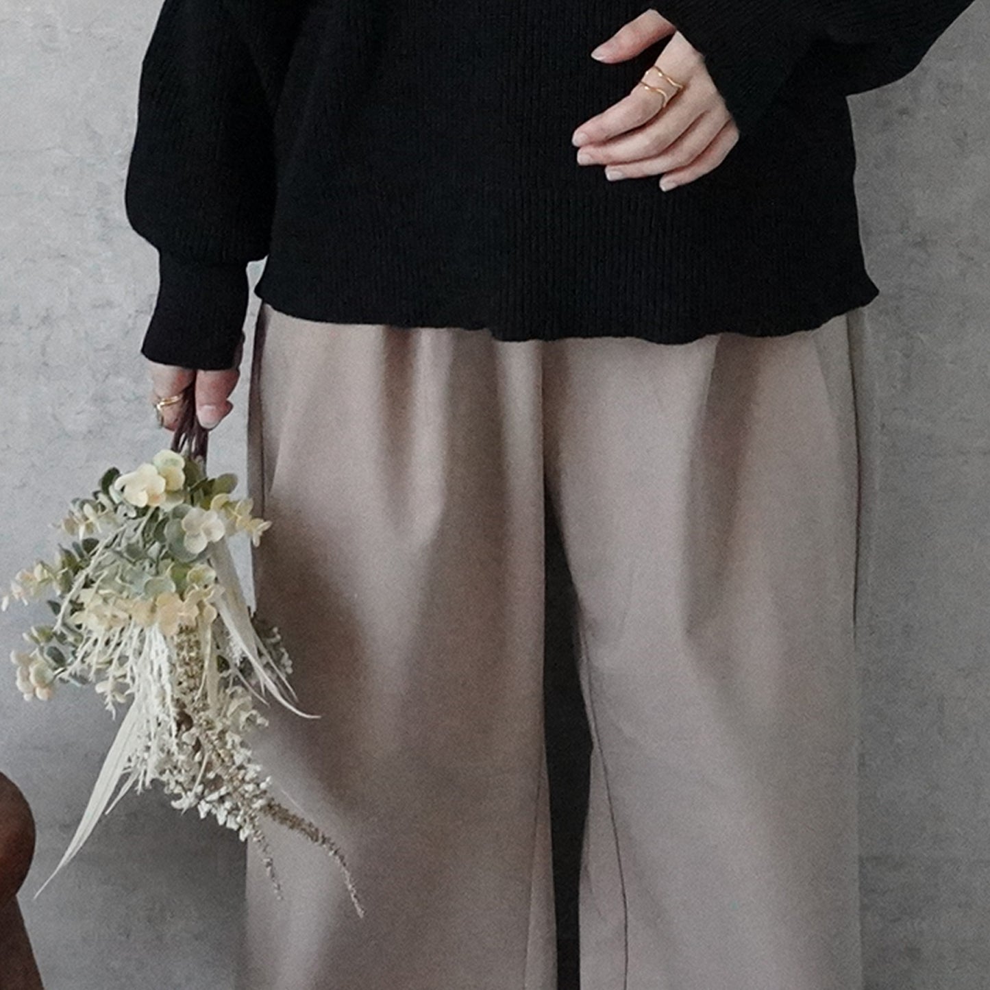 ツータックストレートワイドパンツ