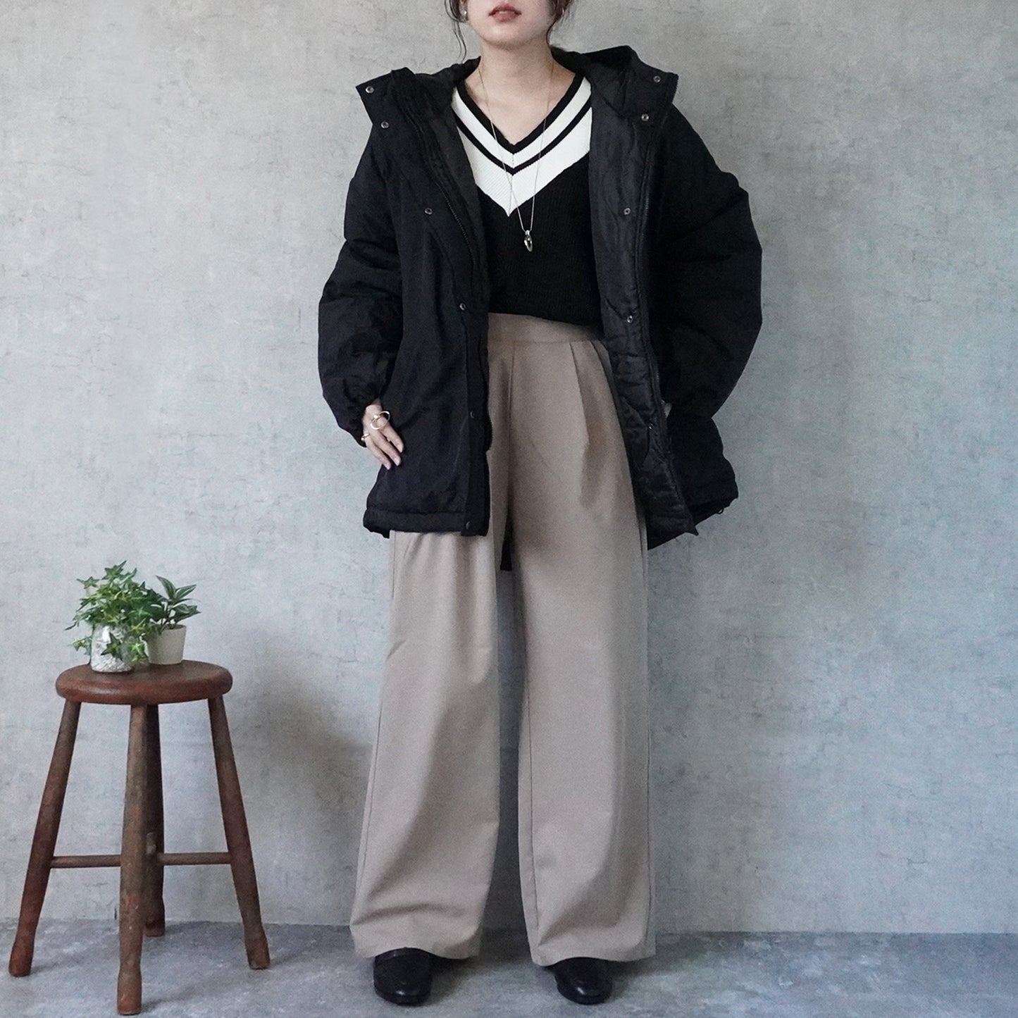 ツータックストレートワイドパンツ