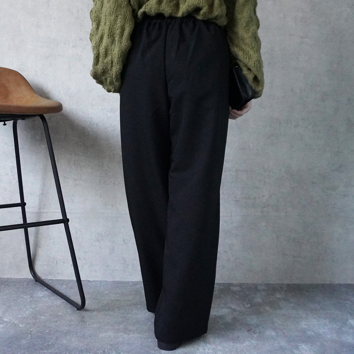 ツータックストレートワイドパンツ