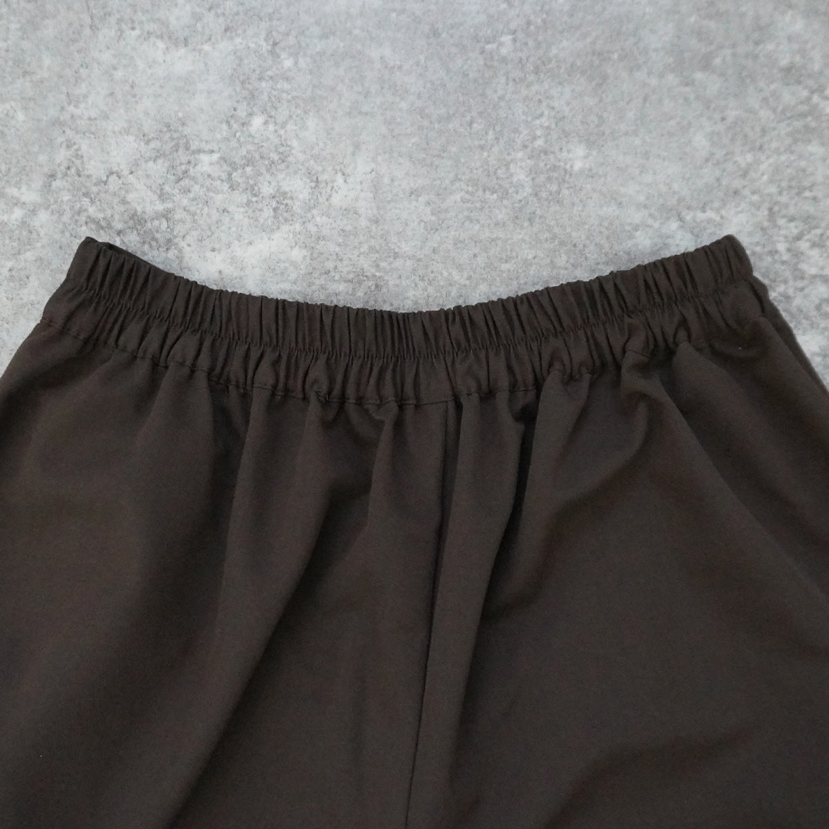 ツータックストレートワイドパンツ