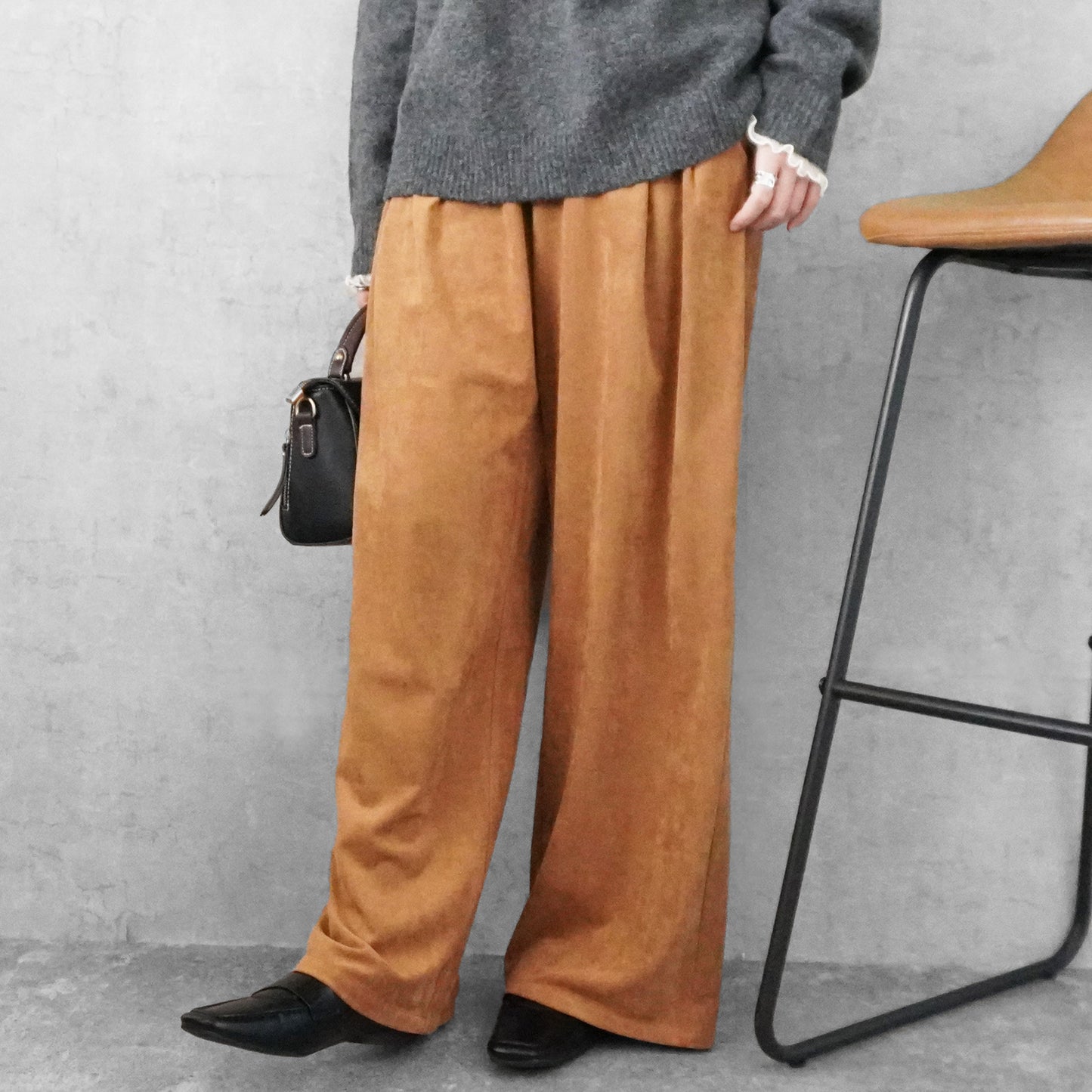 スエードタックワイドパンツ