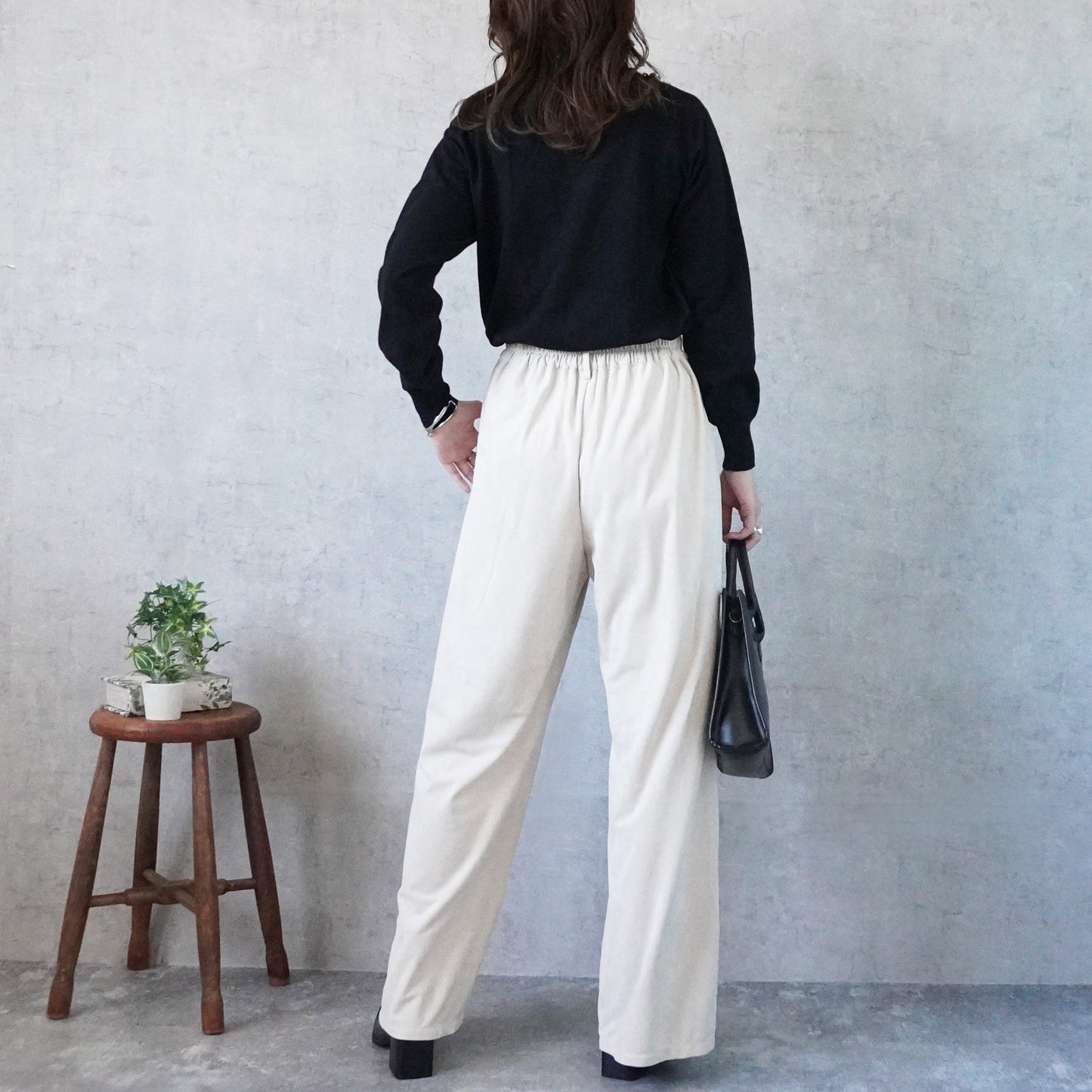 スエードタックワイドパンツ