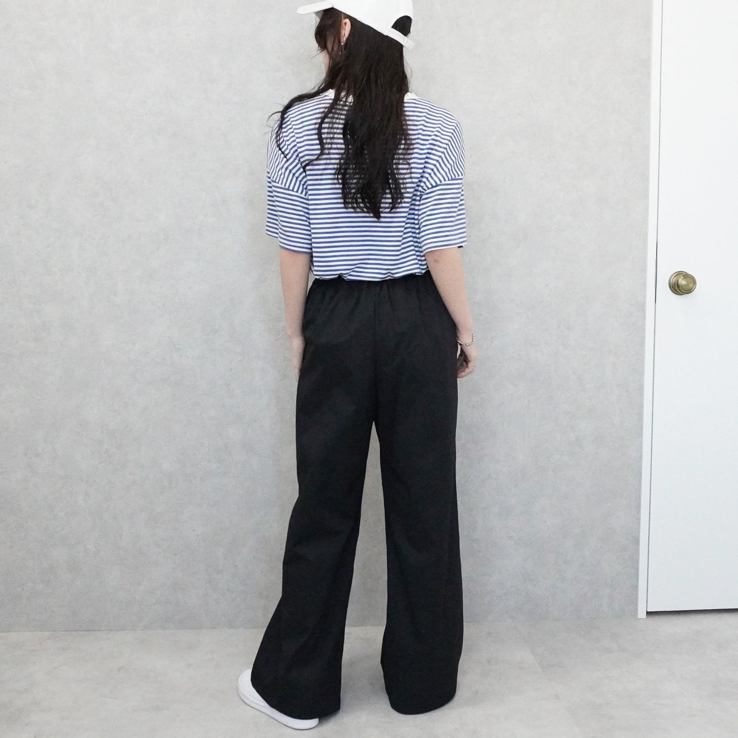 接触冷感イージーケアツイルツータックワイドパンツ