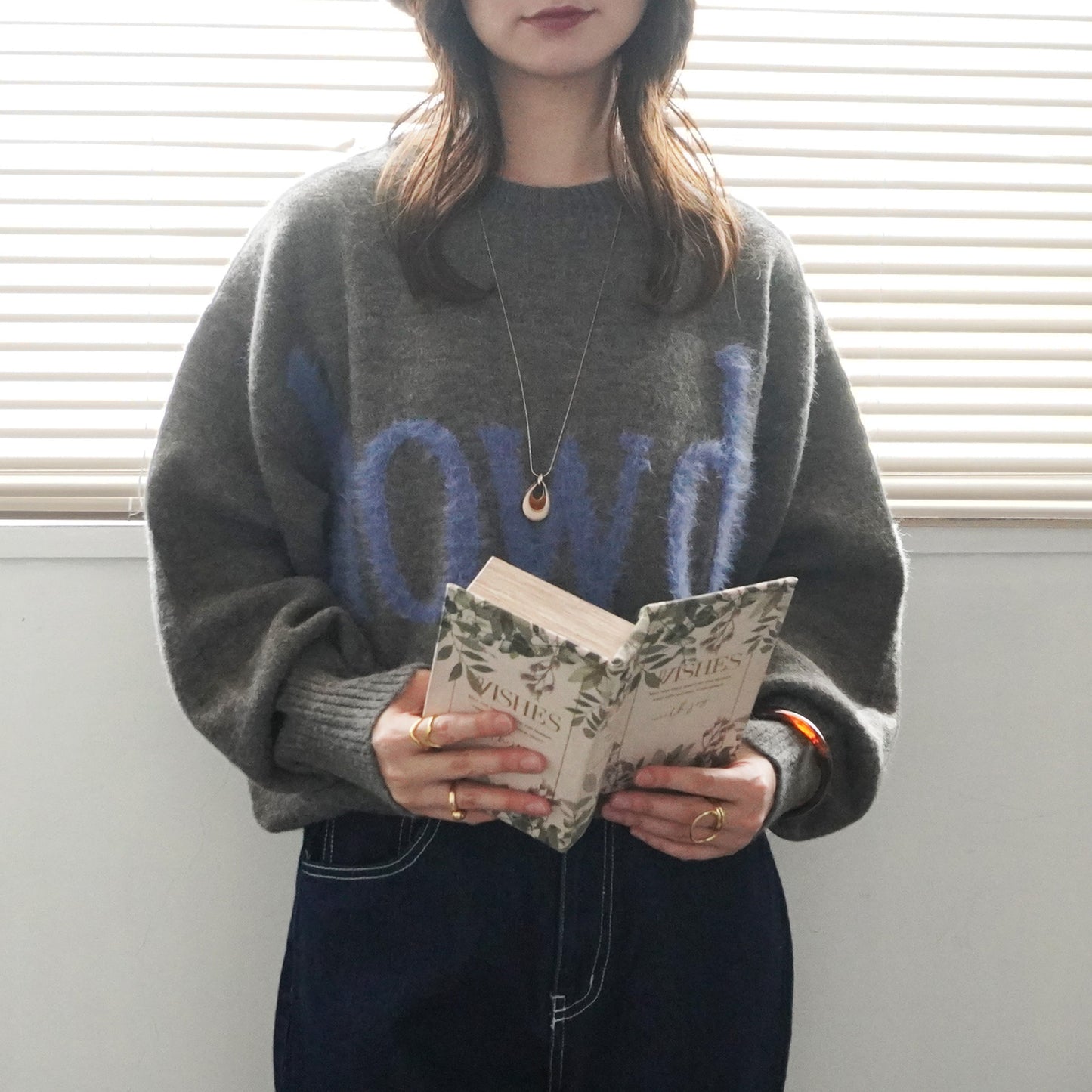 フェザーロゴニットプルオーバー