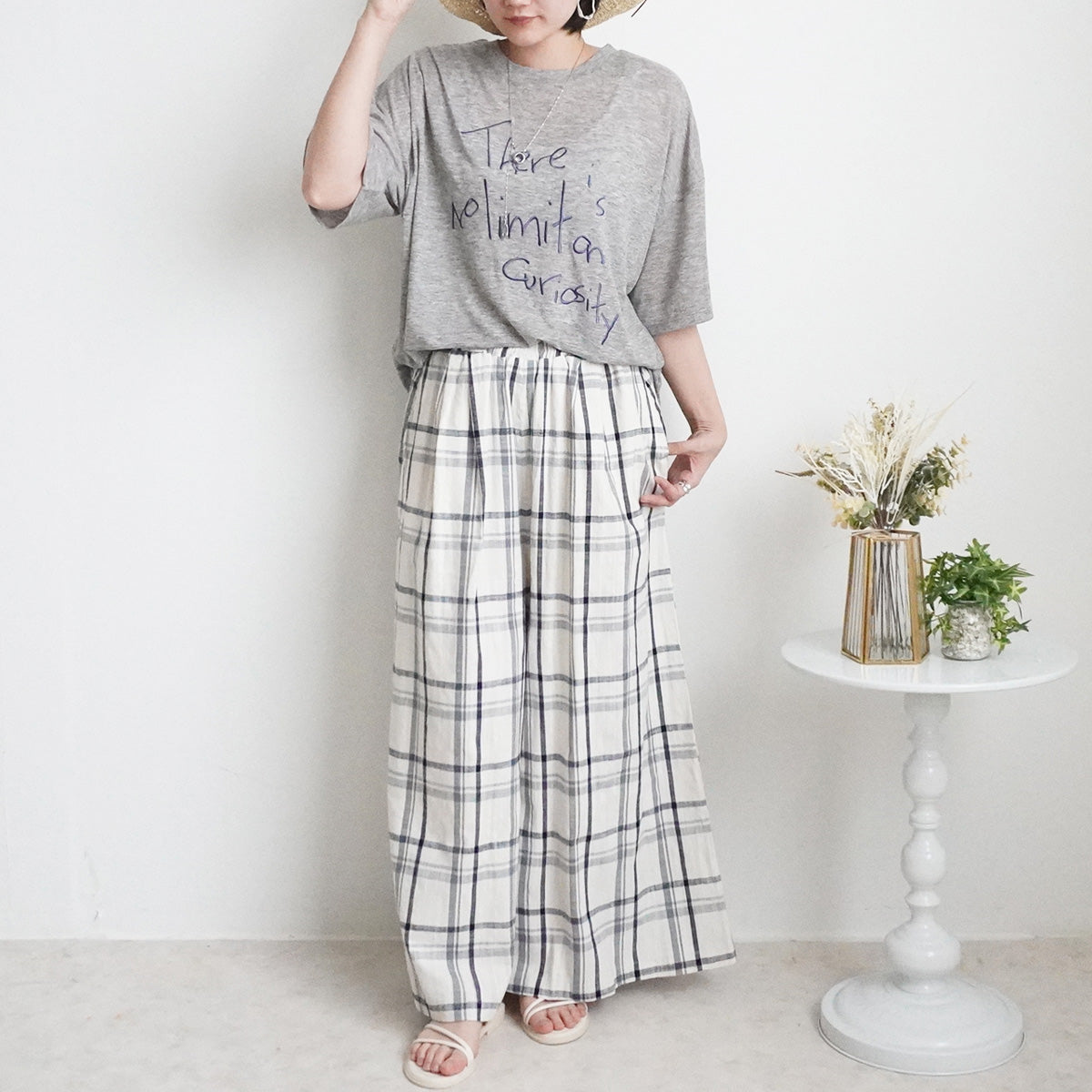 シアー刺繍ロゴ半袖Tシャツ