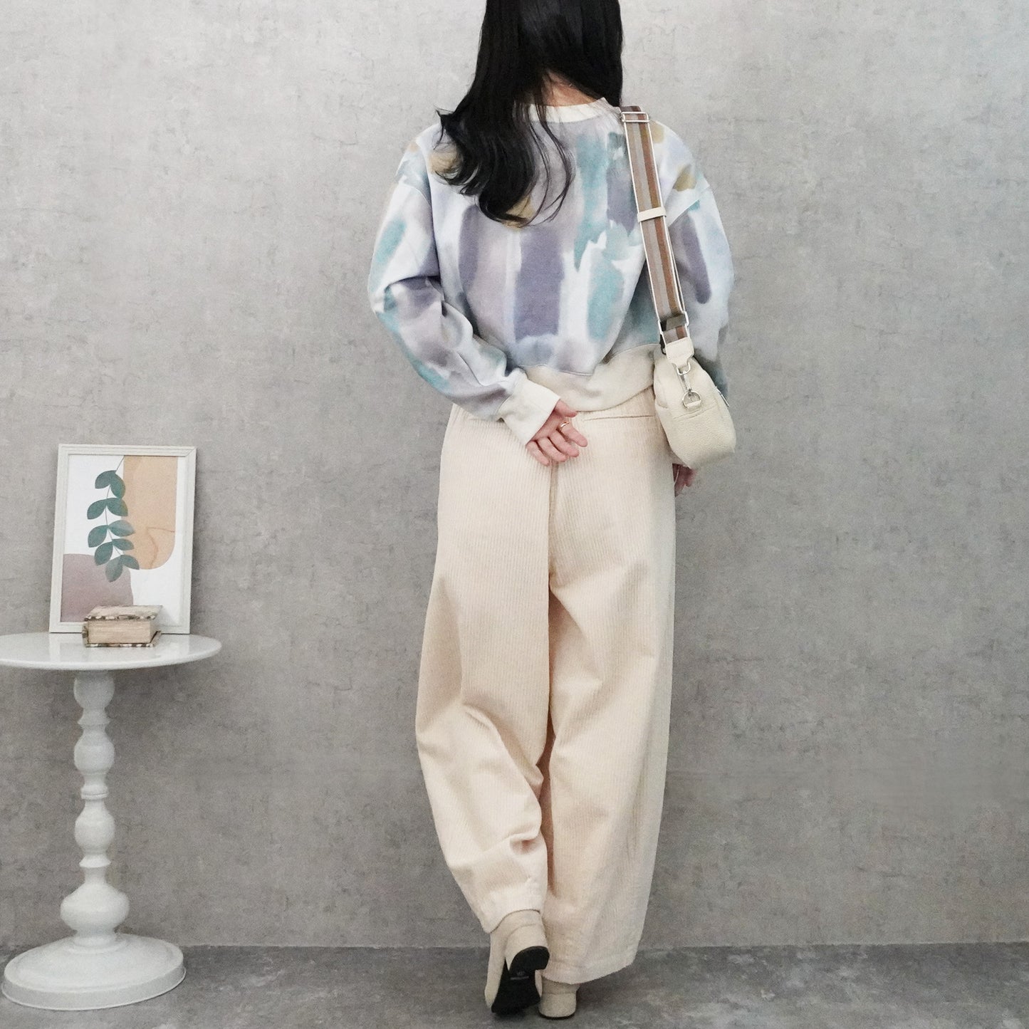 裏起毛ペイントプリントプルオーバー