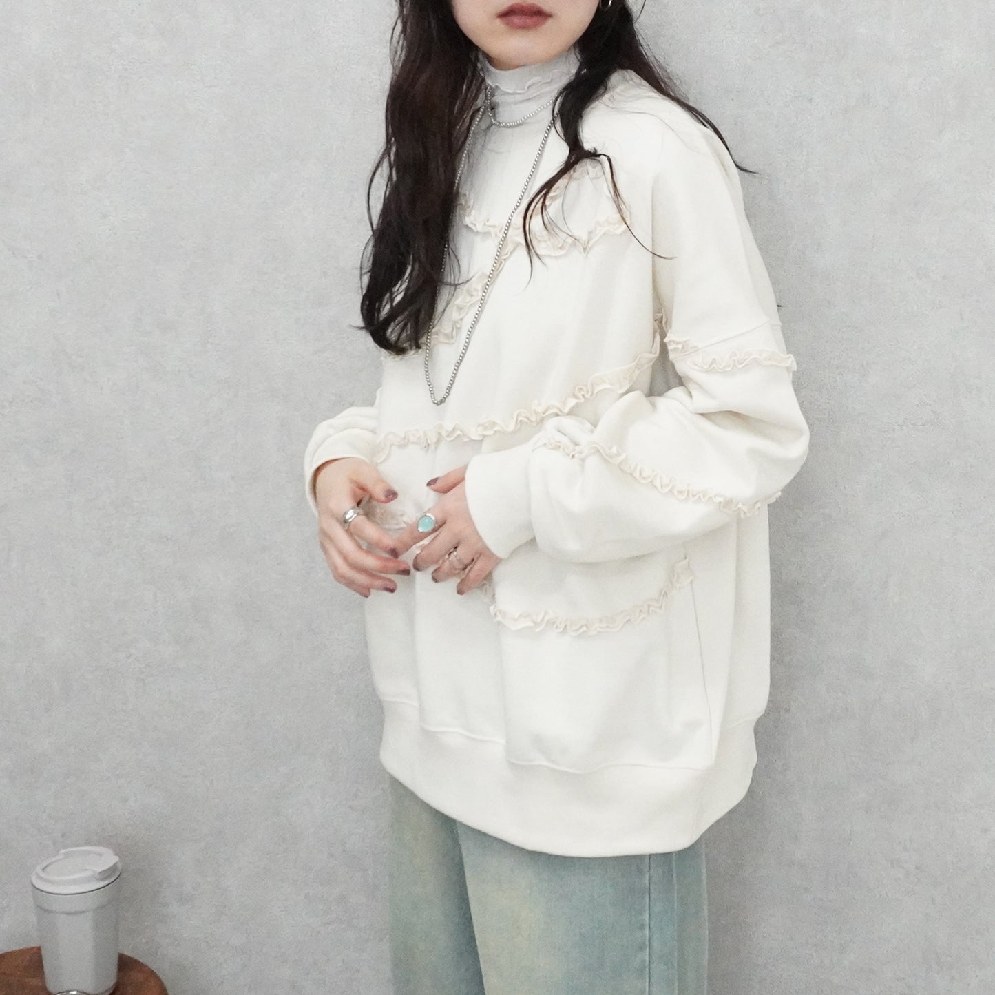 マットサテンフリル裏毛プルオーバー