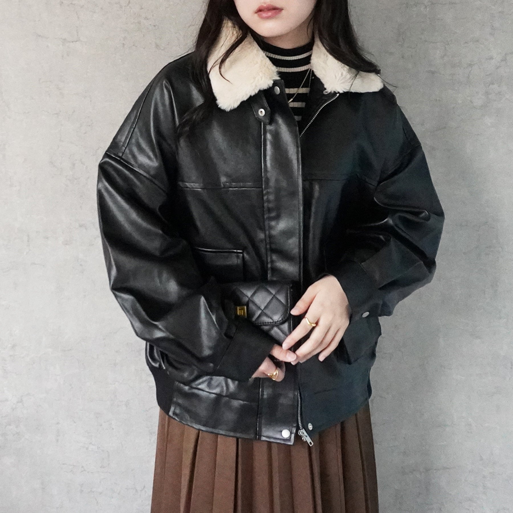 ブラウンレザージャケット ファー付き セール】ファー襟付き フェイク