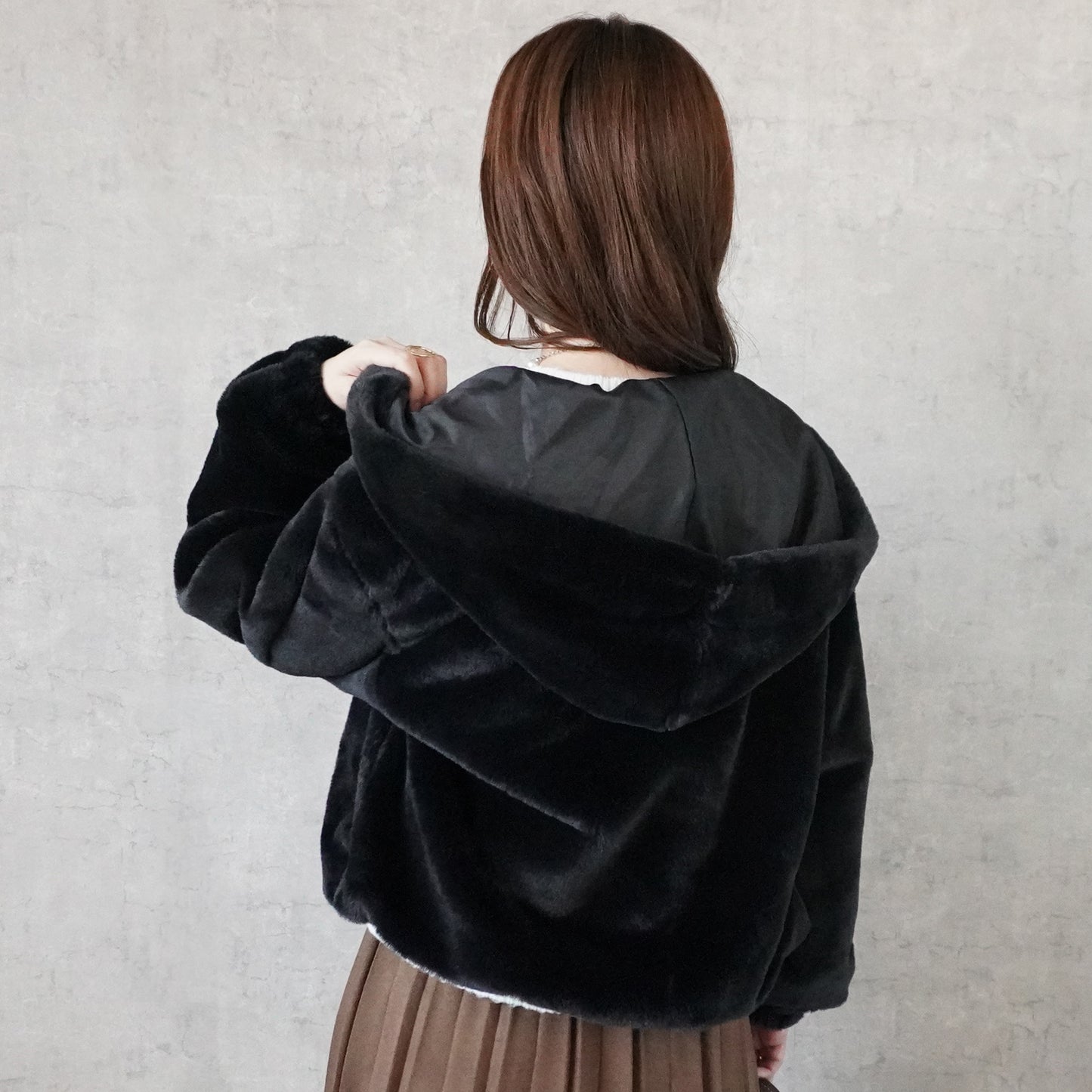 フェイクファーショートフードブルゾン