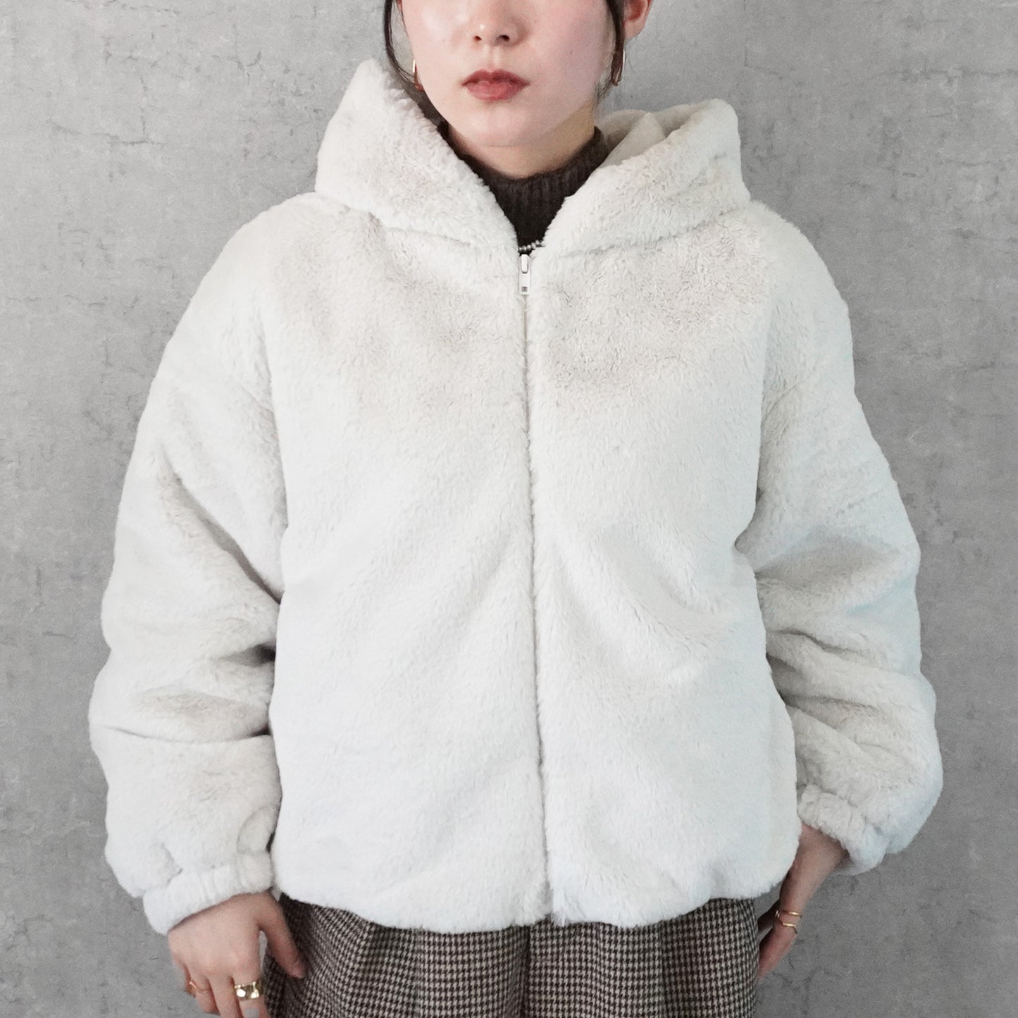 フェイクファーショートフードブルゾン