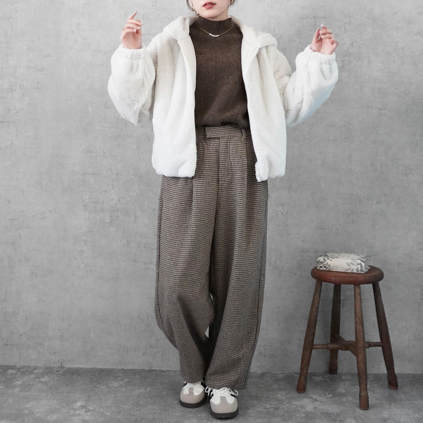 フェイクファーショートフードブルゾン