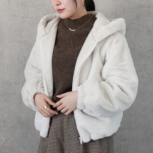 フェイクファーショートフードブルゾン