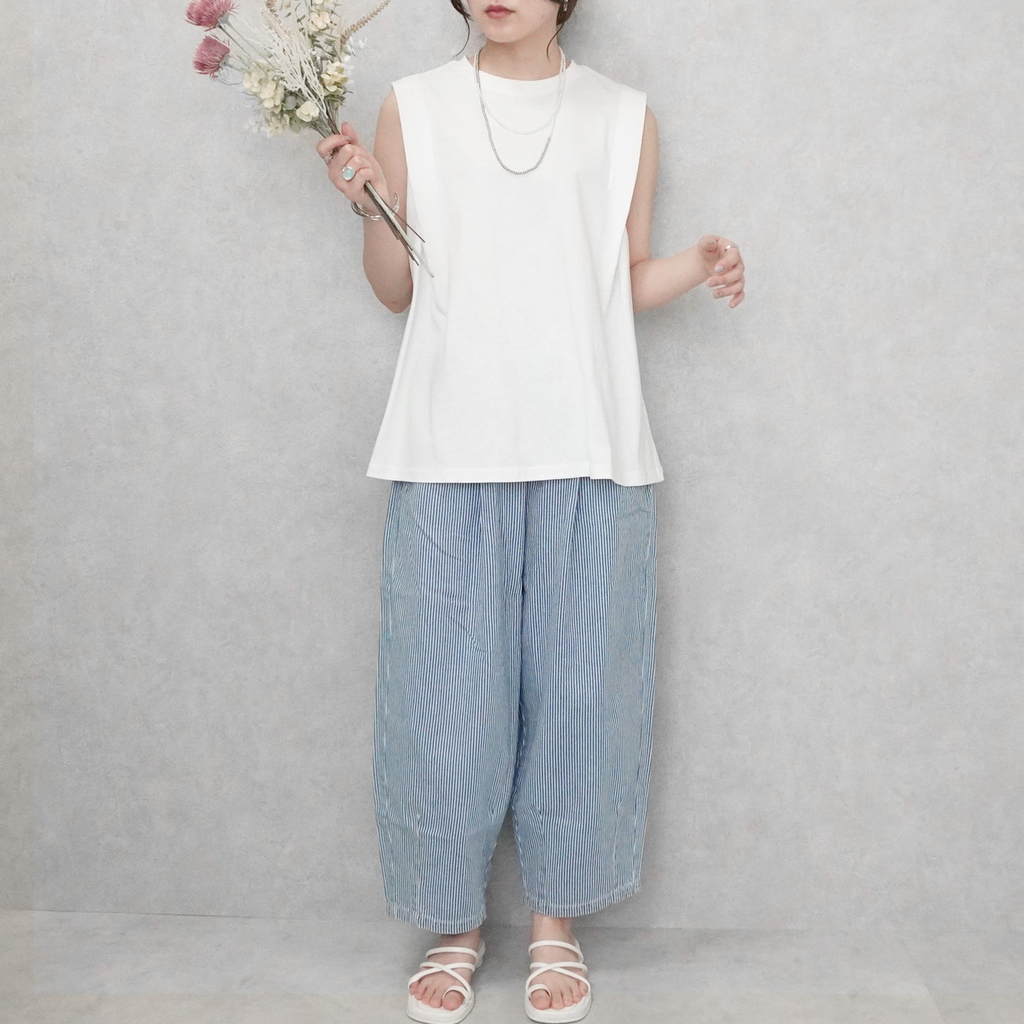 ショルダータックスリーブTシャツ
