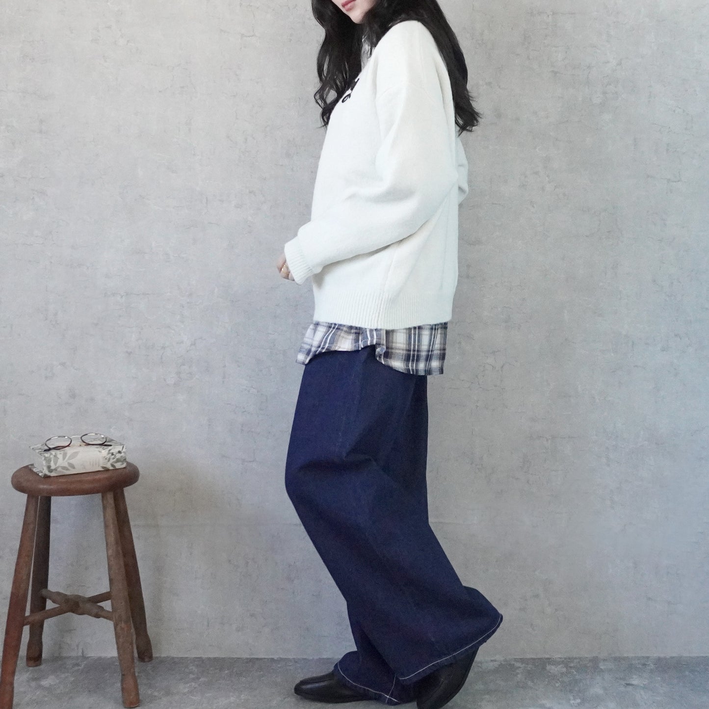 なめらかコード刺繡ロゴニットプルオーバー