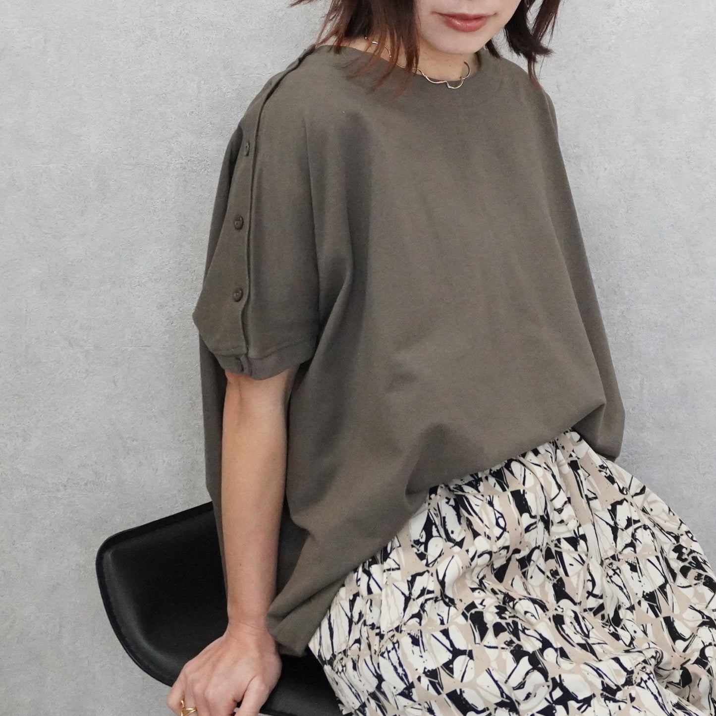 ヘビーウェイト肩ボタンプルオーバー