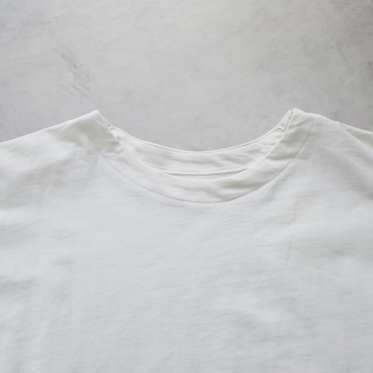 ヘビーウェイト肩ボタンプルオーバー