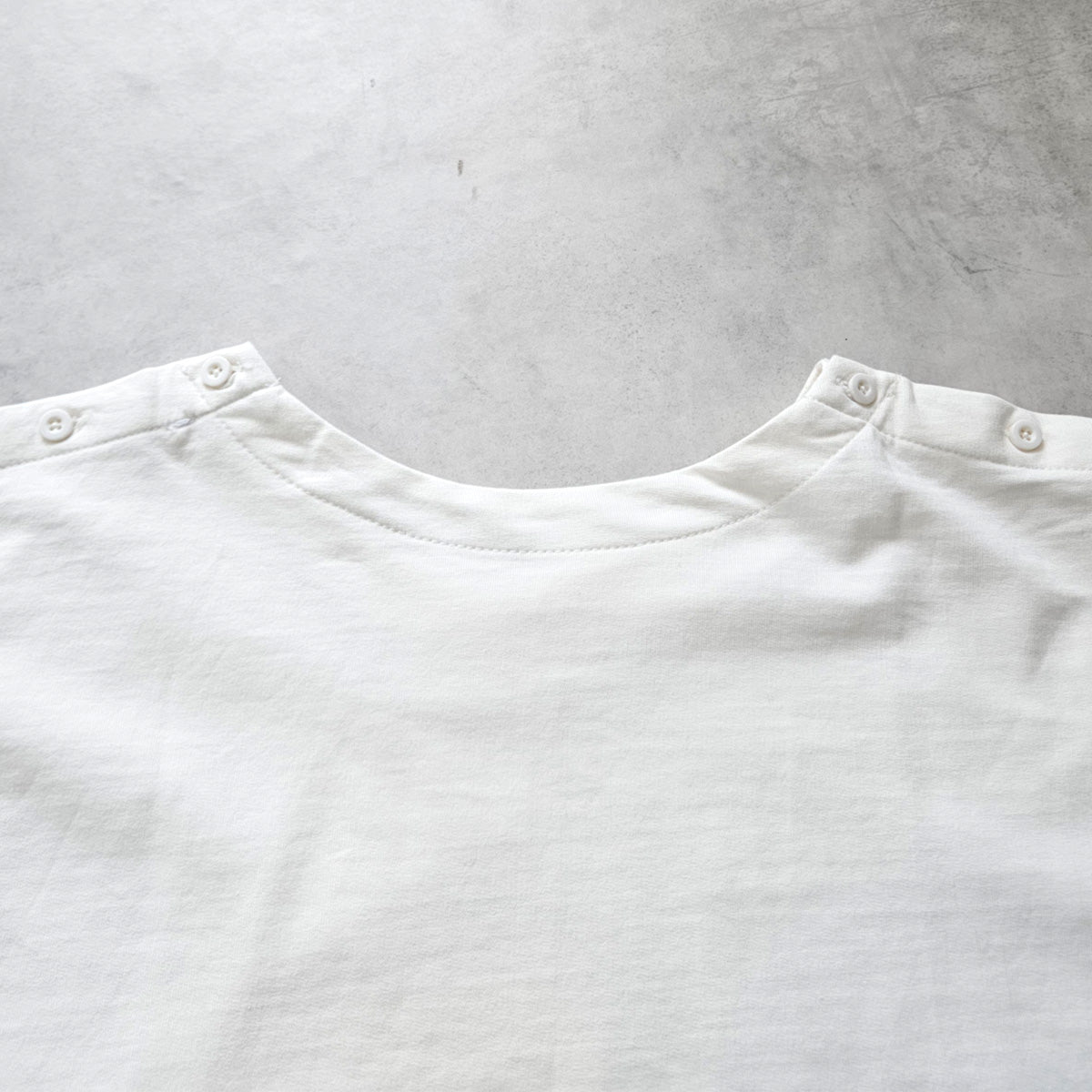 ヘビーウェイト肩ボタンプルオーバー