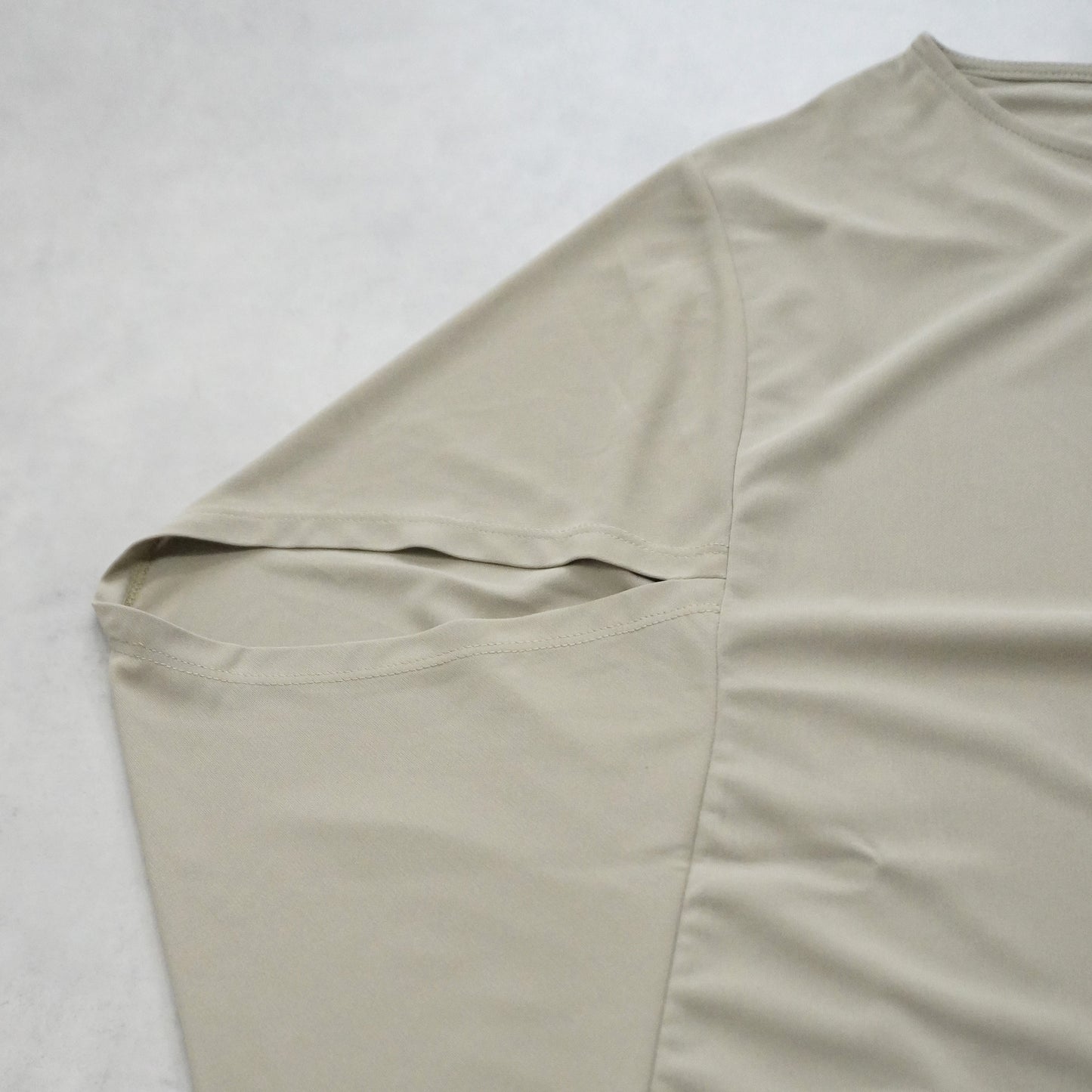 クールタッチドルマン接触冷感Tシャツ