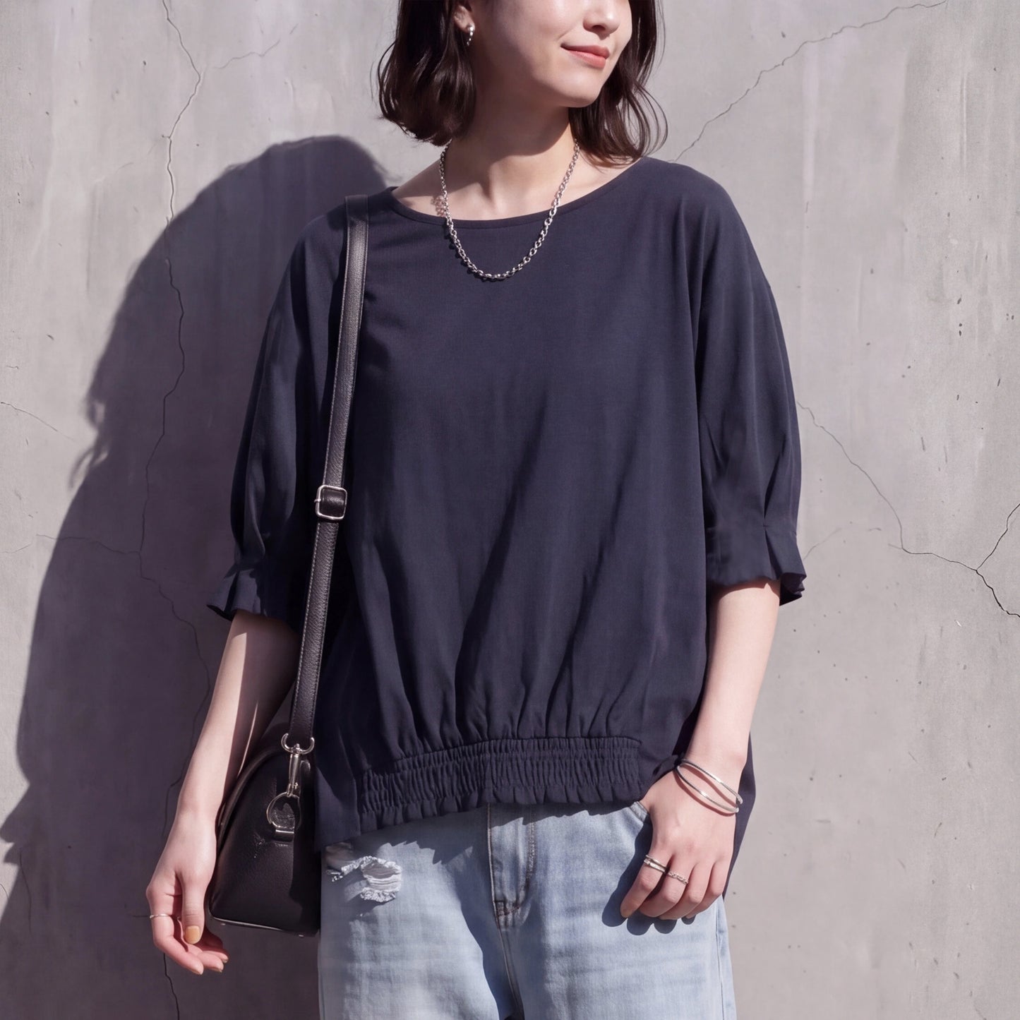 接触冷感タックスリーブドルマン裾シャーリングプルオーバーTシャツ