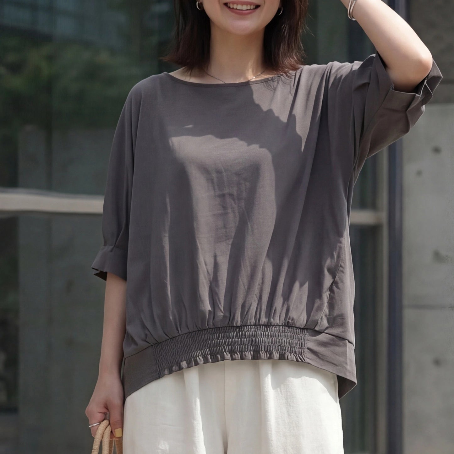 接触冷感タックスリーブドルマン裾シャーリングプルオーバーTシャツ