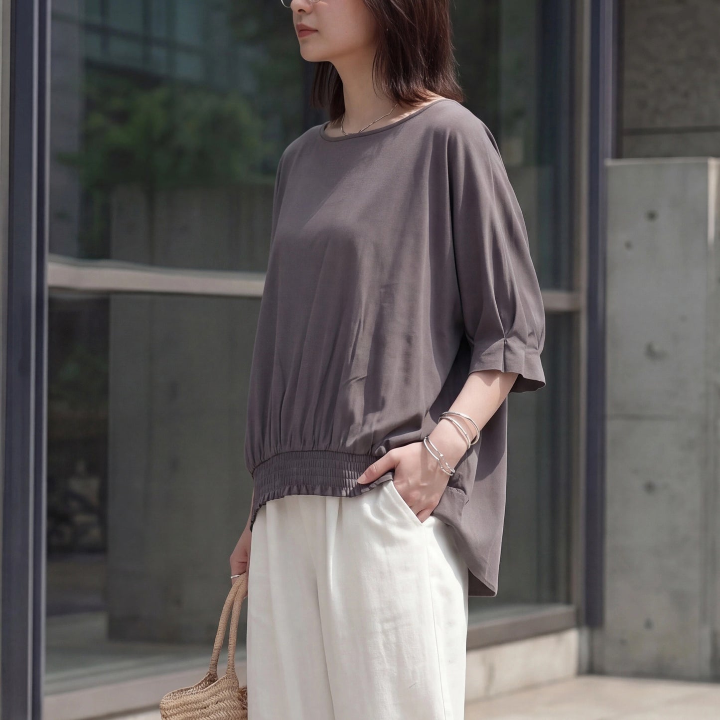 接触冷感タックスリーブドルマン裾シャーリングプルオーバーTシャツ