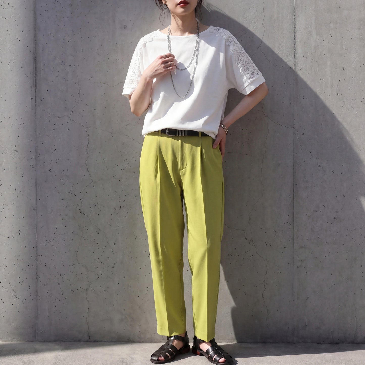 肩レースTシャツ