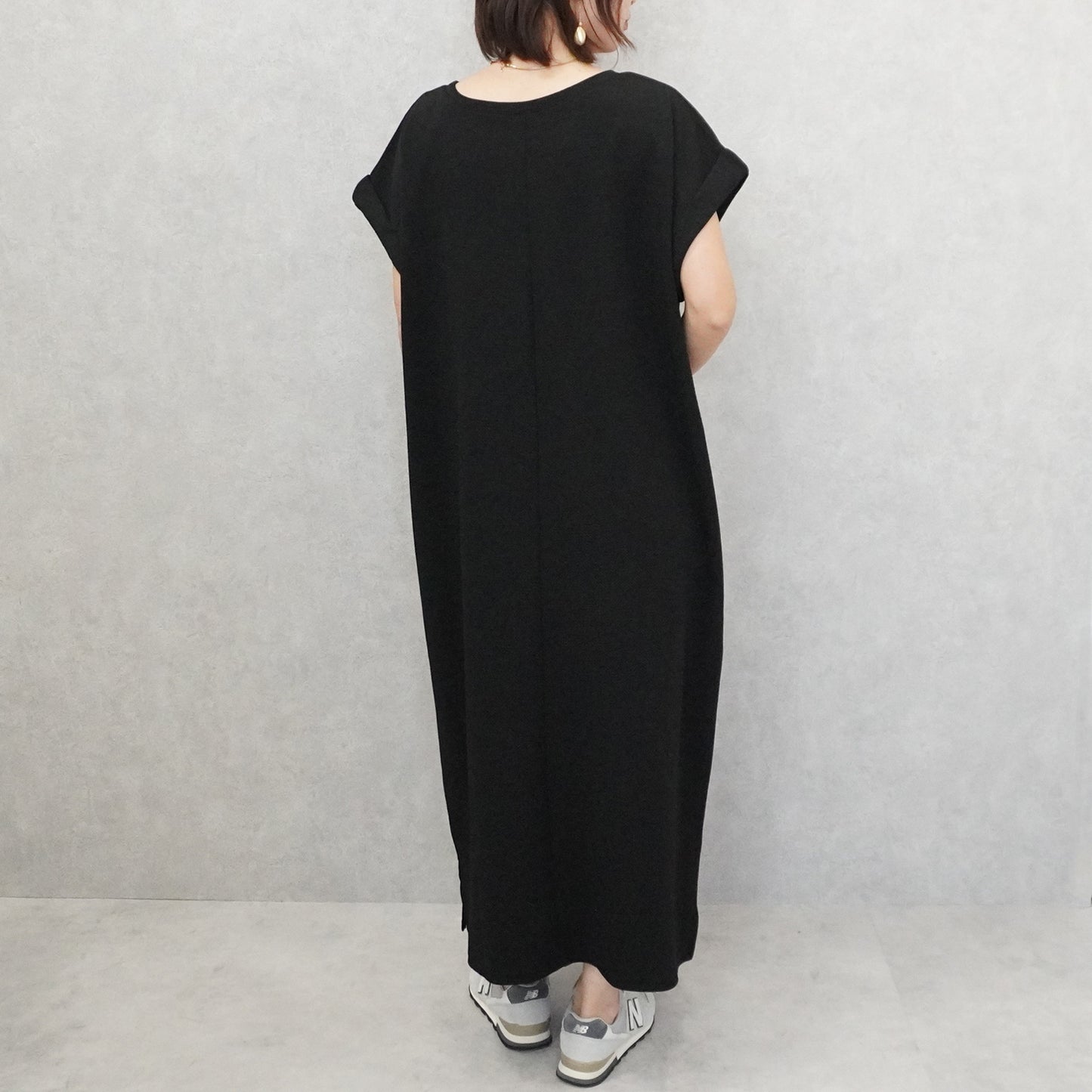 ターンバック袖ジャガードワンピース