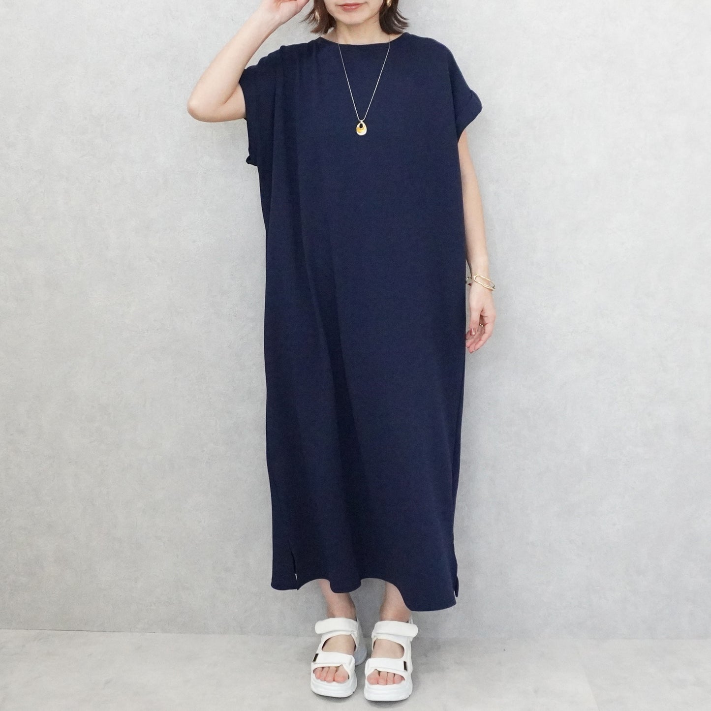 ターンバック袖ジャガードワンピース