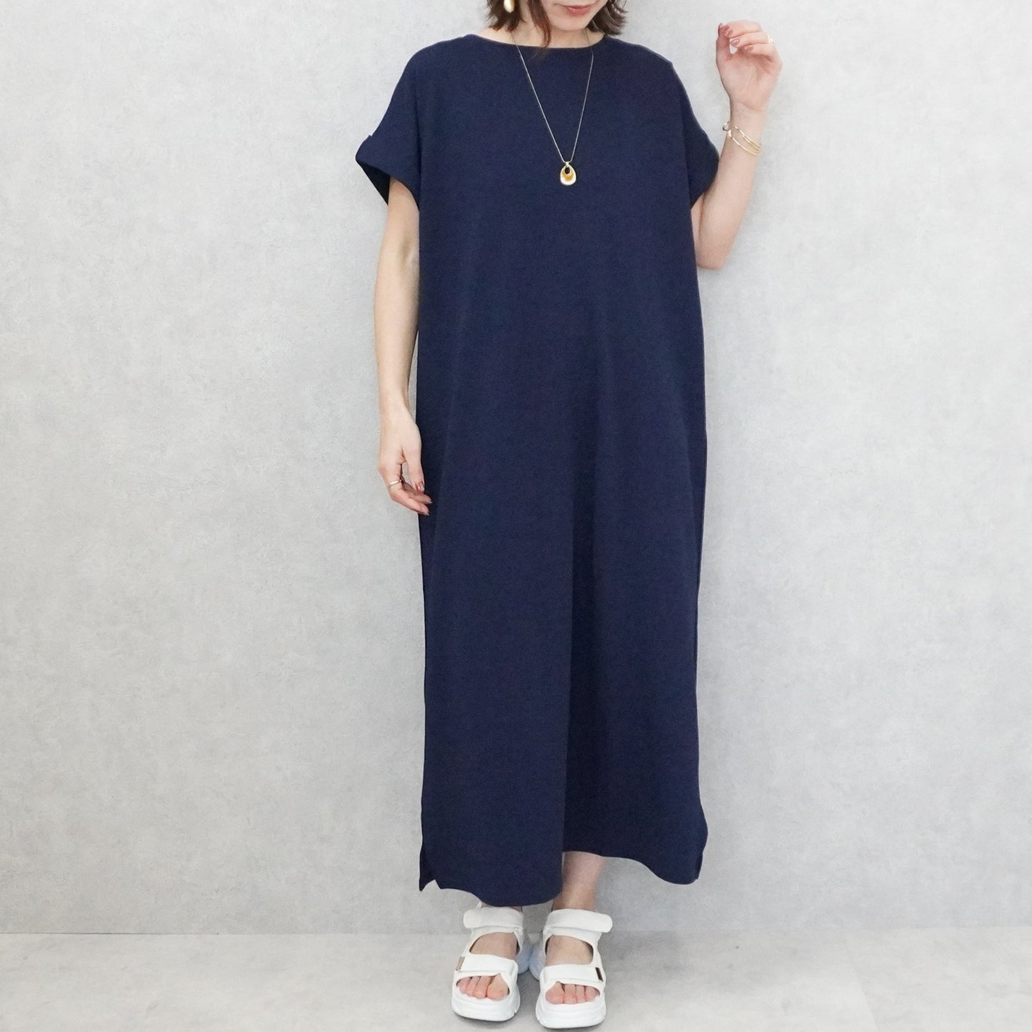 ターンバック袖ジャガードワンピース