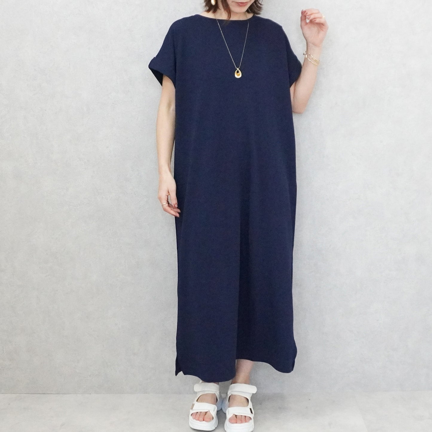 ターンバック袖ジャガードワンピース