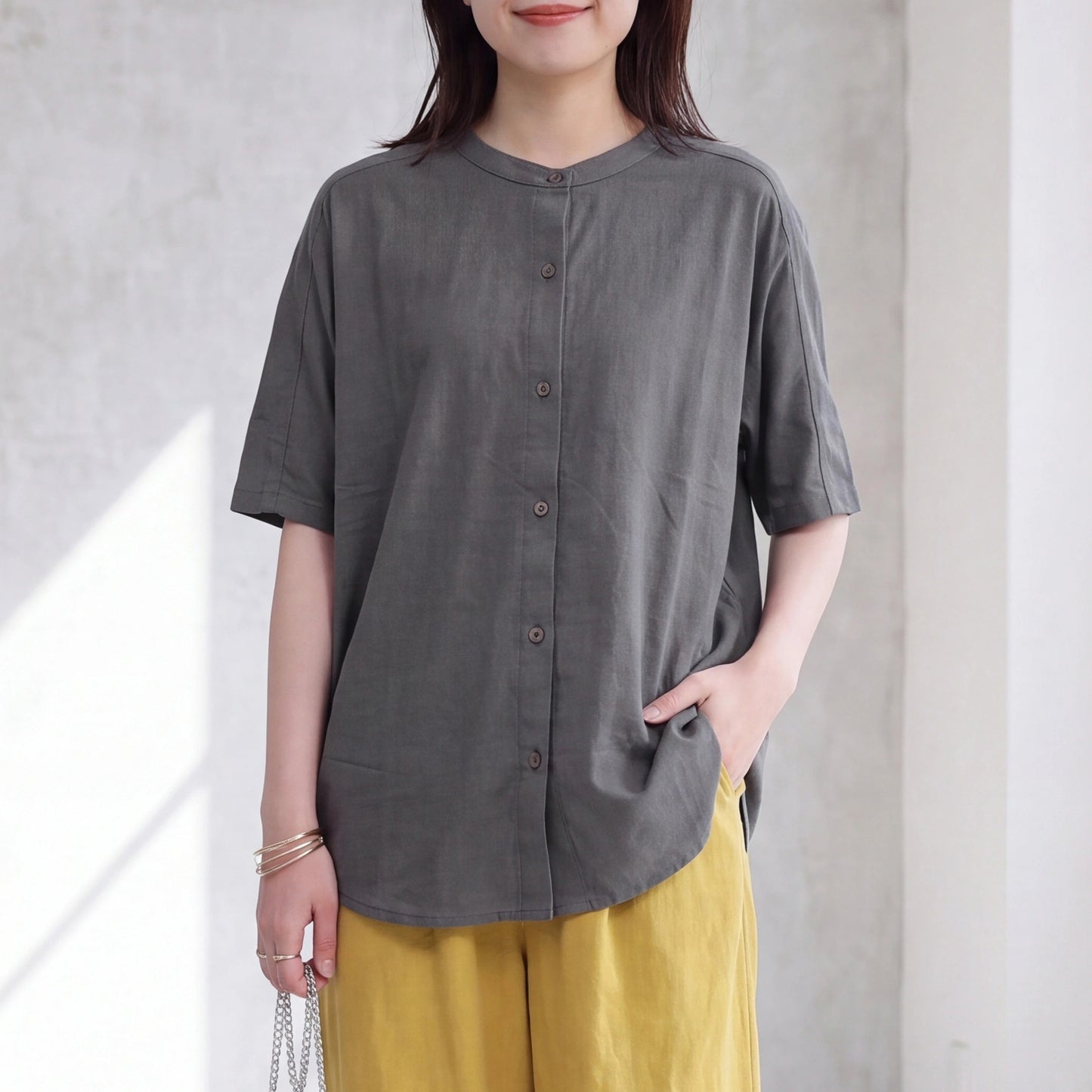 接触冷感ナイロン前開きドルマントップス