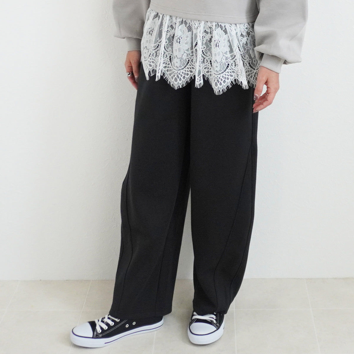パフダンボールバレルパンツ
