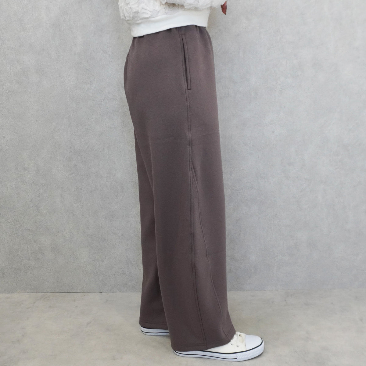 パフダンボールバレルパンツ