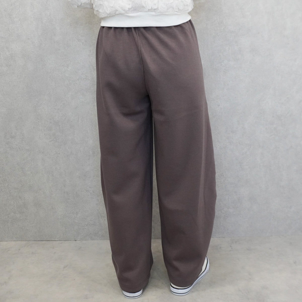 パフダンボールバレルパンツ