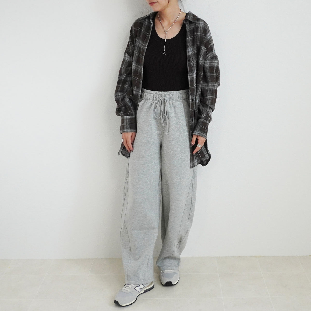 パフダンボールバレルパンツ