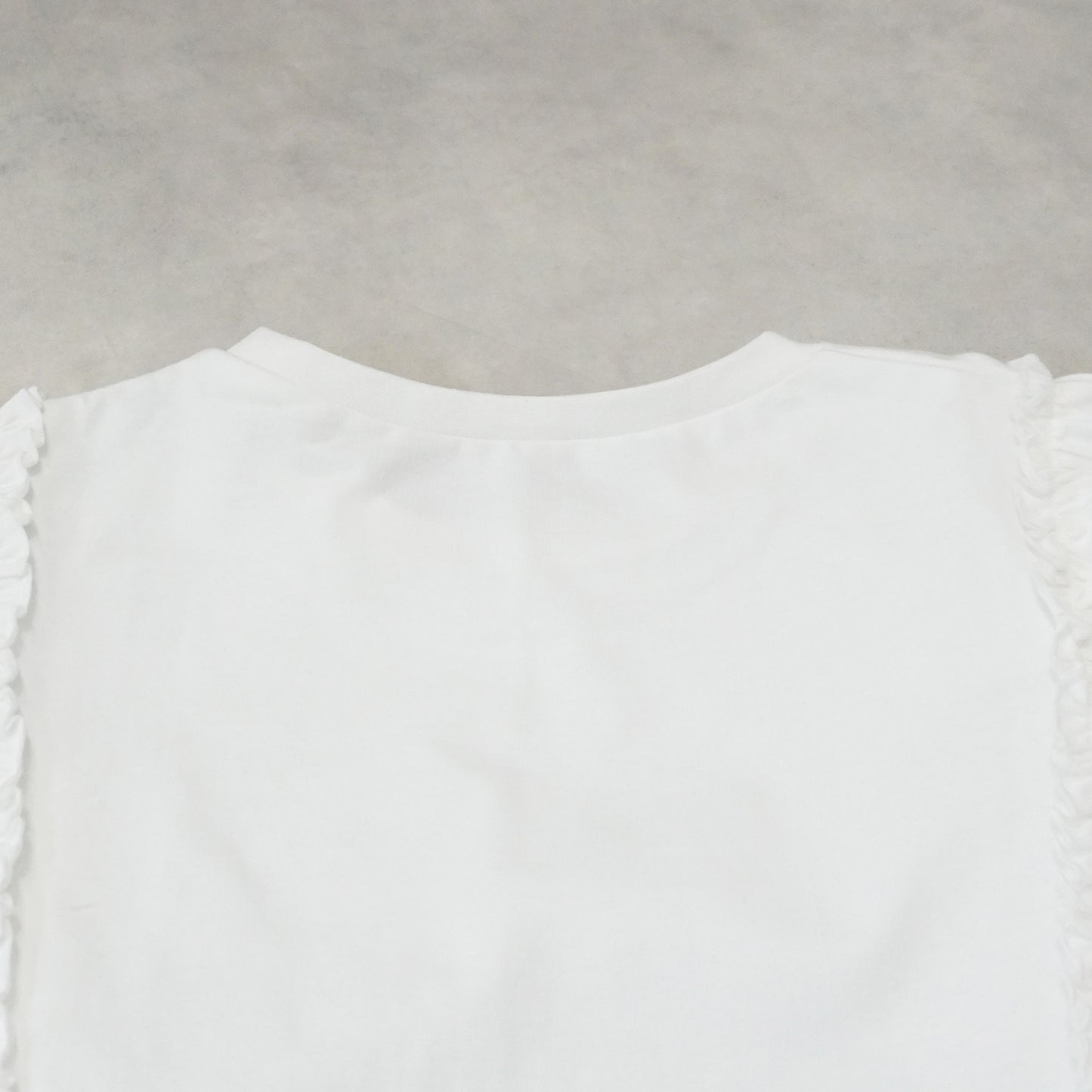 ショルダーフリルTシャツ
