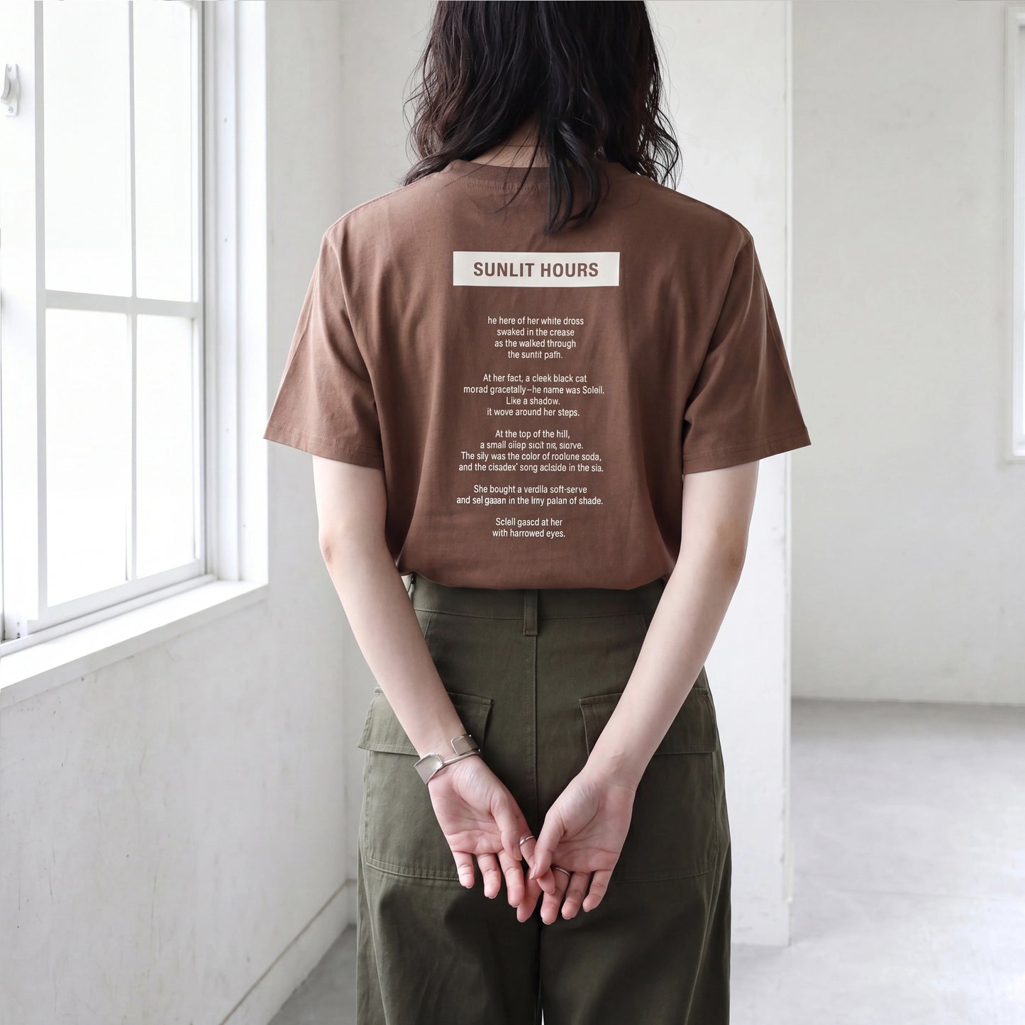ロゴプリントTシャツ
