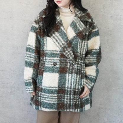 チェック柄テーラードコート