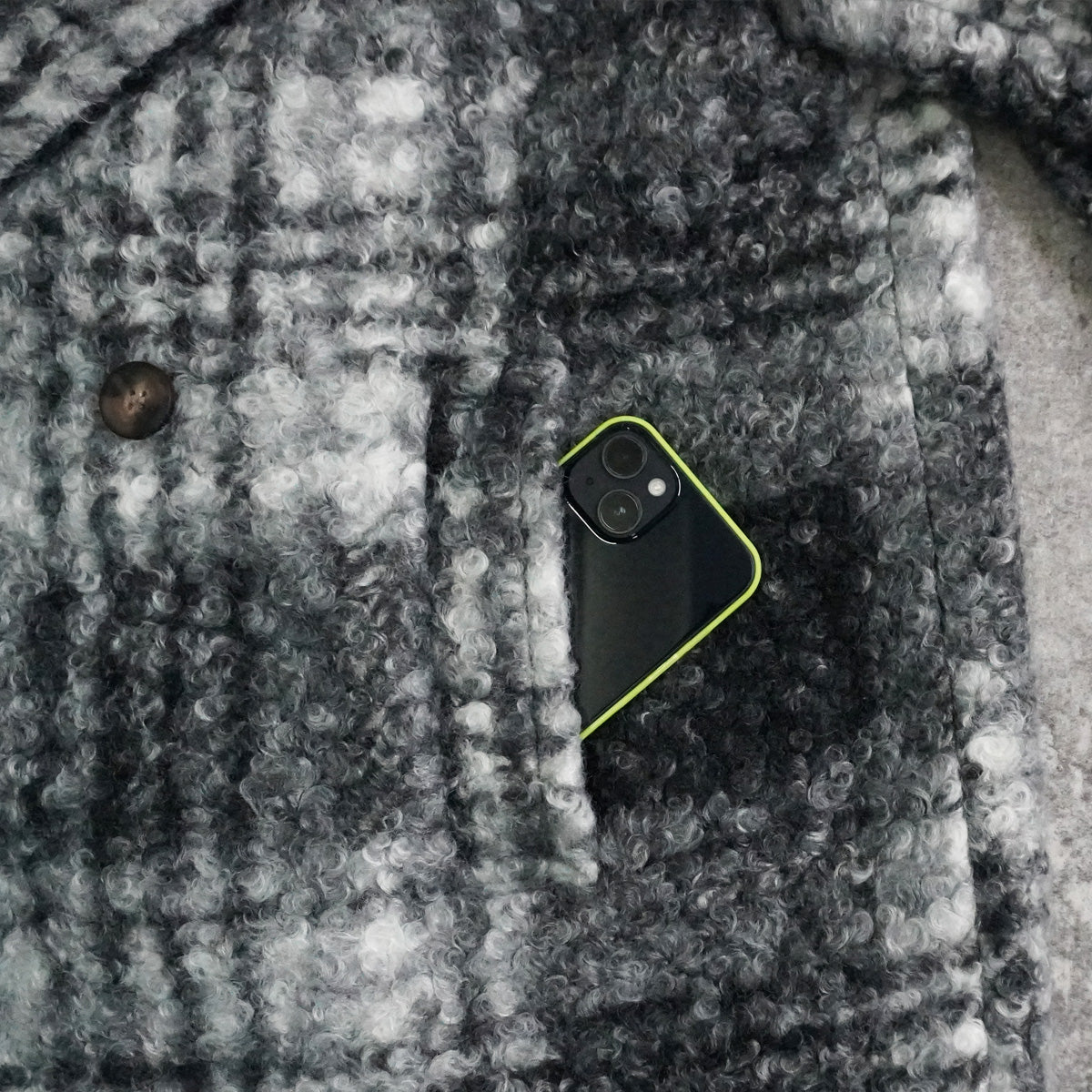 チェック柄テーラードコート